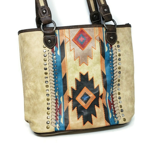 Montana West |  Aztec Collection Concealed Carry Tote - Picture 2 of 8